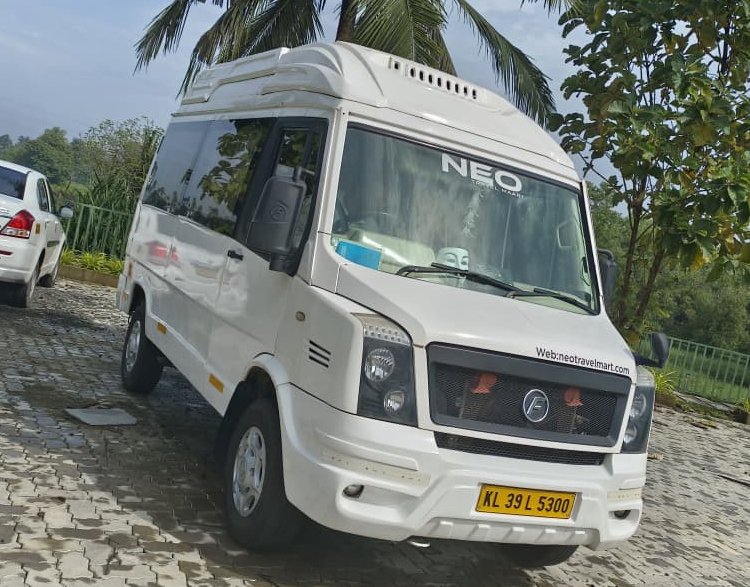 luxury tempo traveller, kerala luxury taxi