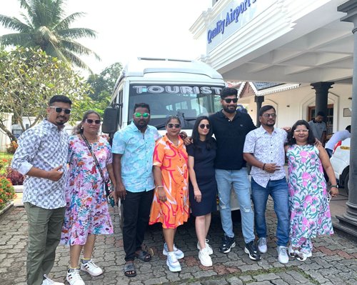 book tempo traveller cochin