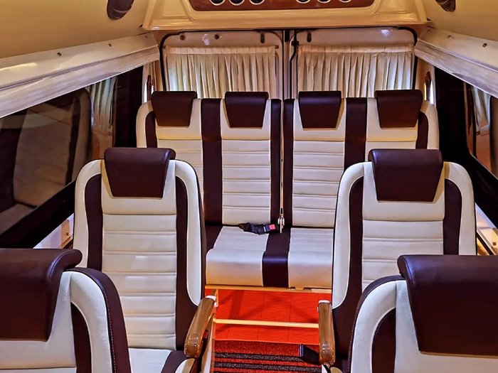 premium tempo van for kerala tour