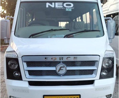 ernakulam tempo taxi book