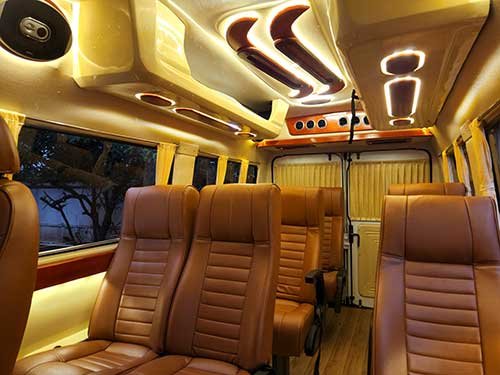 10 seater premium tempo traveller in kerala